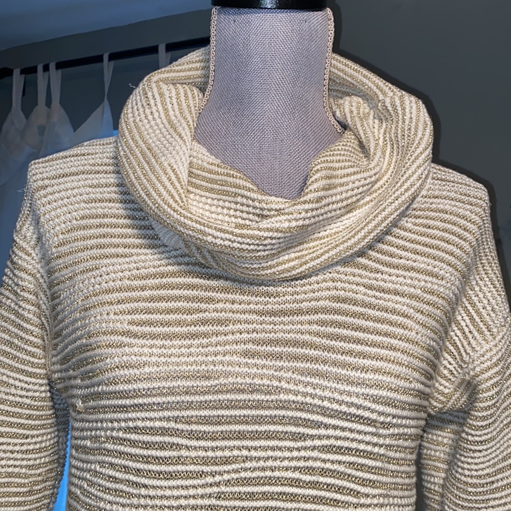New York & Company gold metallic and white cowl neck knit sweater split seam med